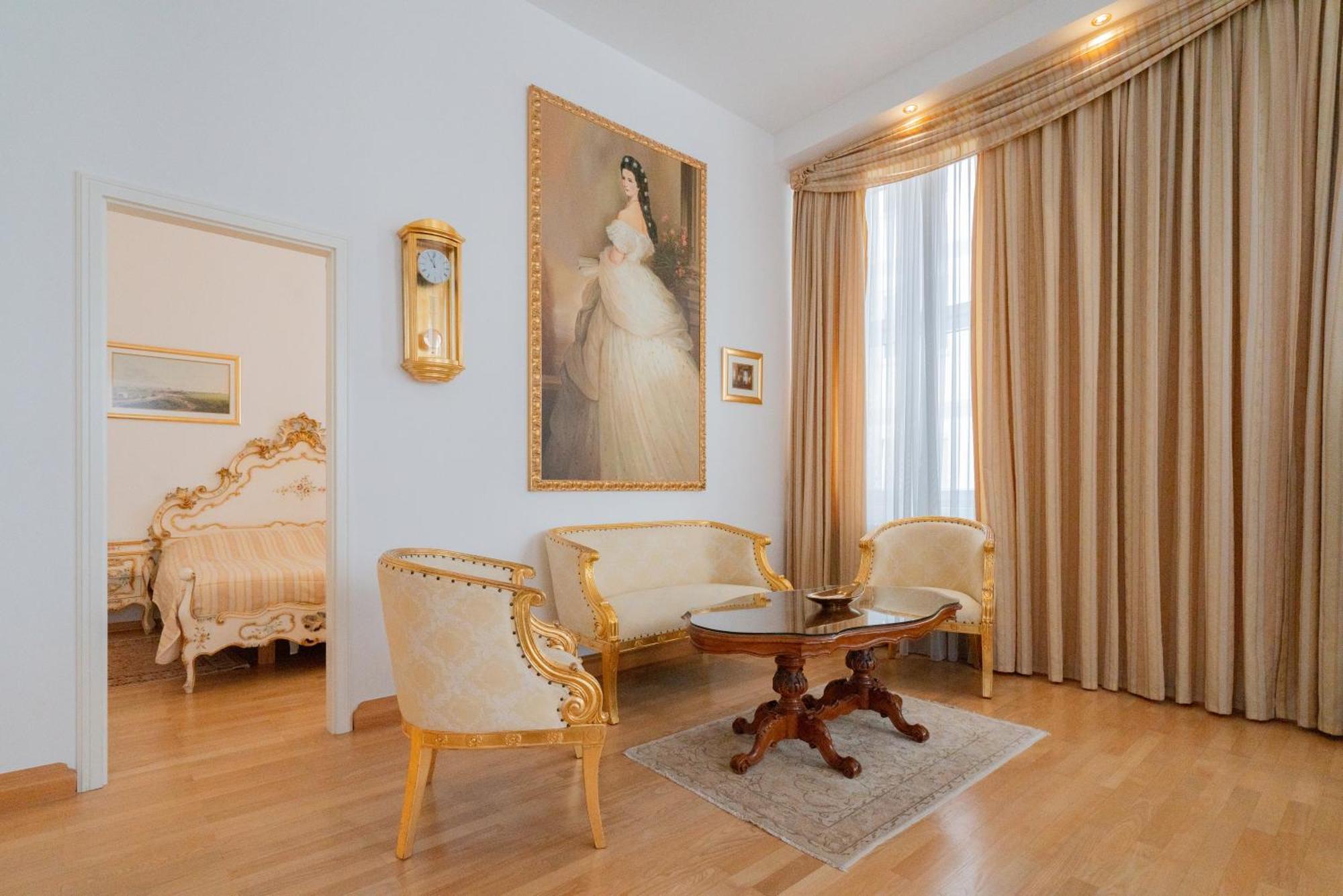 Empress Sisi Royal Apartment Wien Eksteriør billede