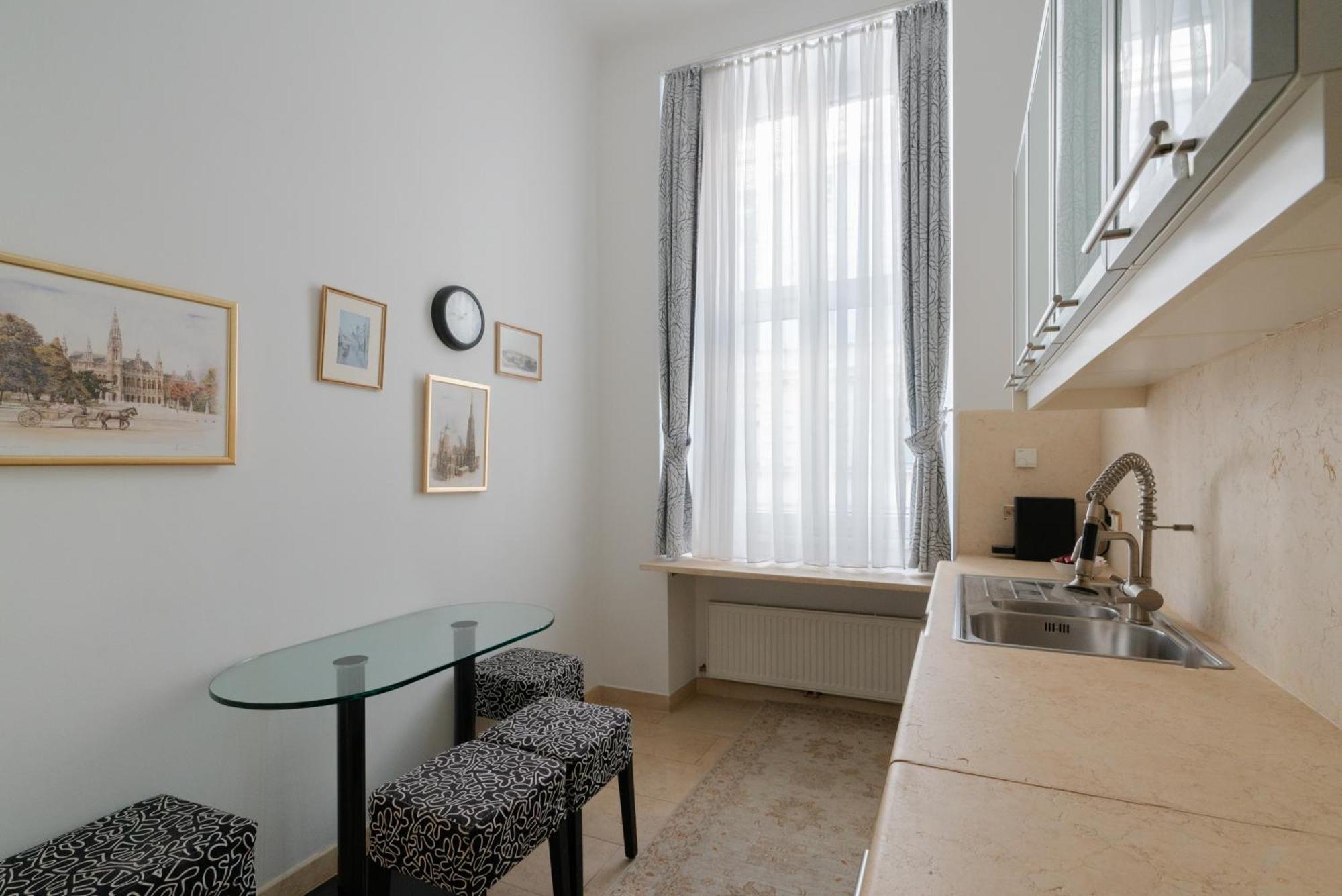 Empress Sisi Royal Apartment Wien Eksteriør billede